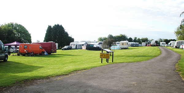 dog friendly caravan park & campsite near Dorchester in Dorset - Giants Head